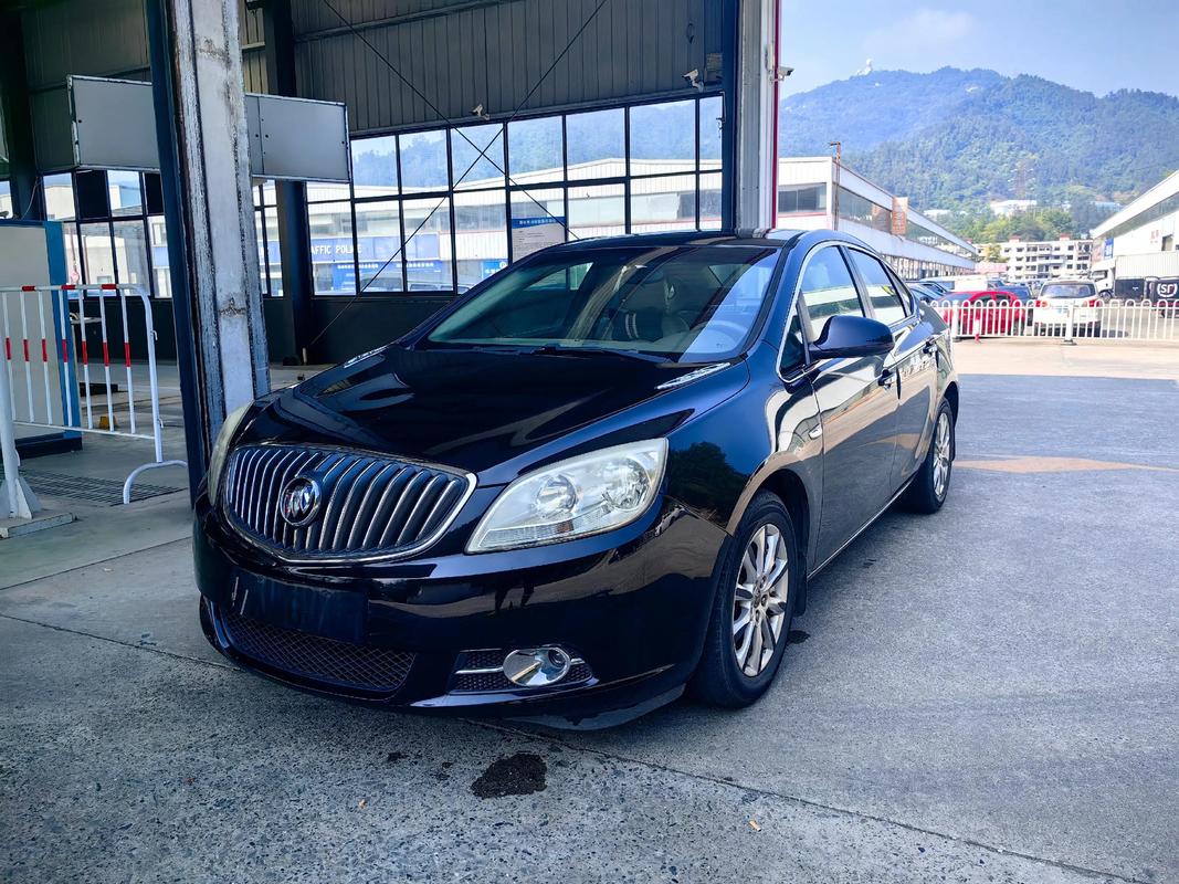 老款别克英朗gt油耗多少(老款英朗gt多少钱)