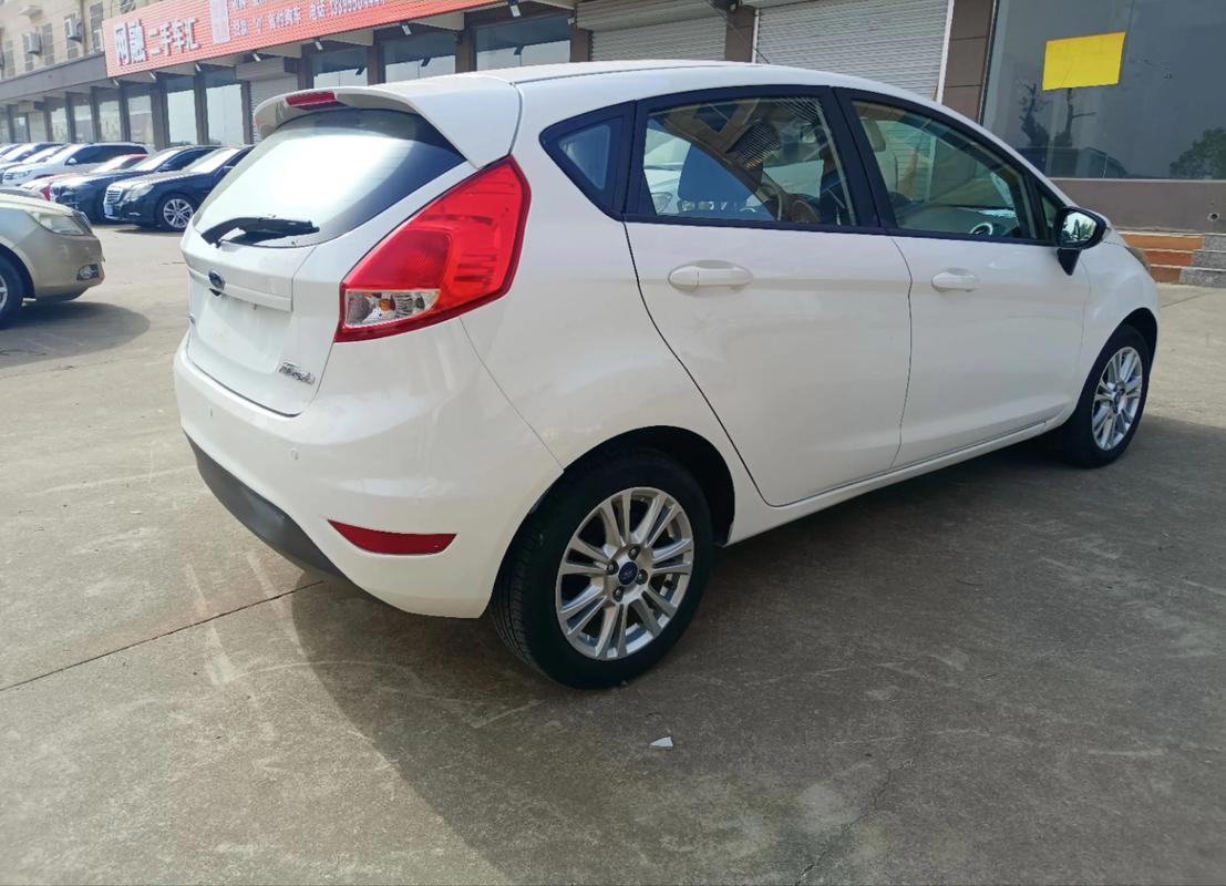 福特嘉年华2014款三厢/福特嘉年华两厢2014款自动劲动型